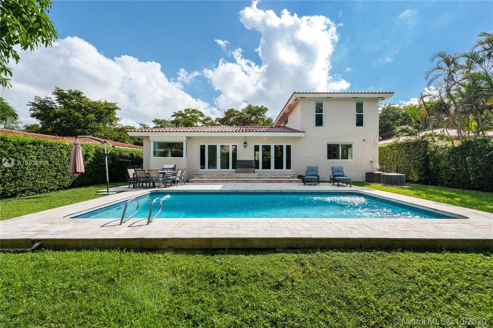 Small Image of 1206 FERDINAND ST, Coral Gables Number 24