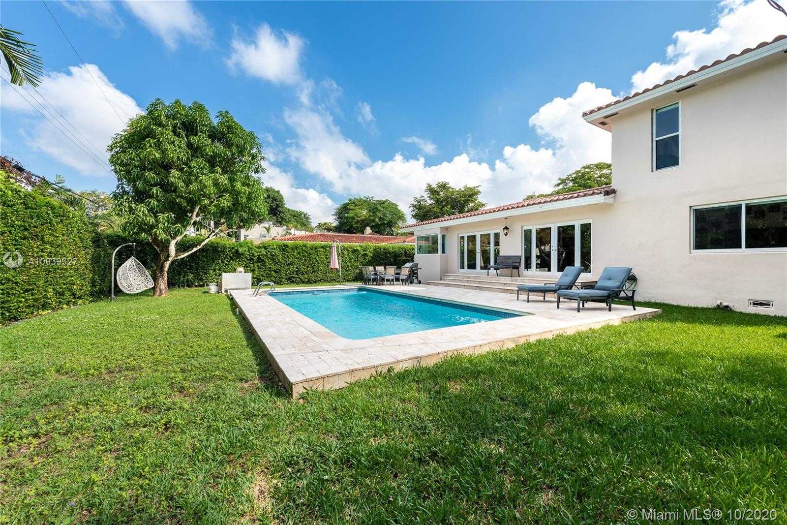 Small Image of 1206 FERDINAND ST, Coral Gables Number 25