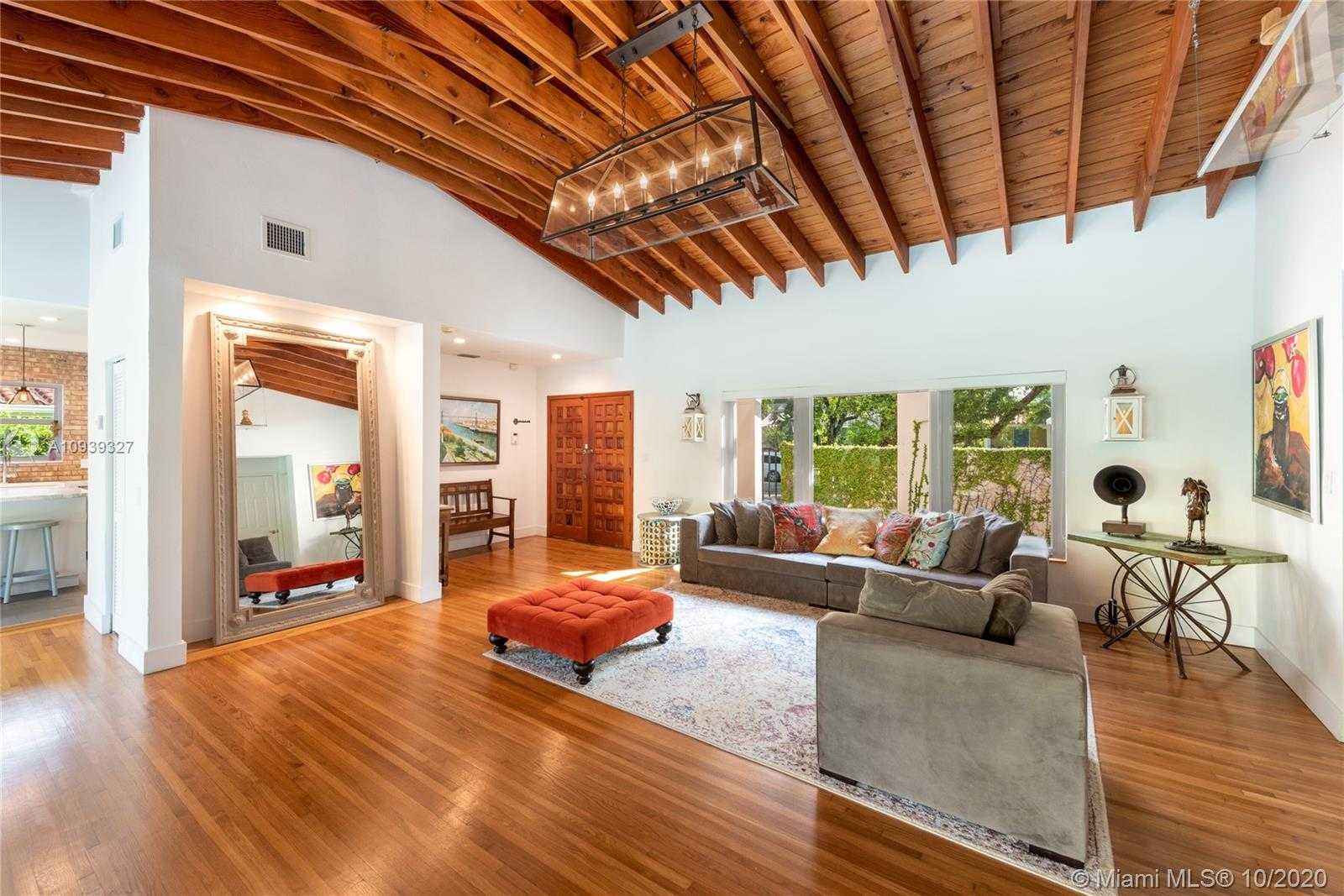 Small Image of 1206 FERDINAND ST, Coral Gables Number 4