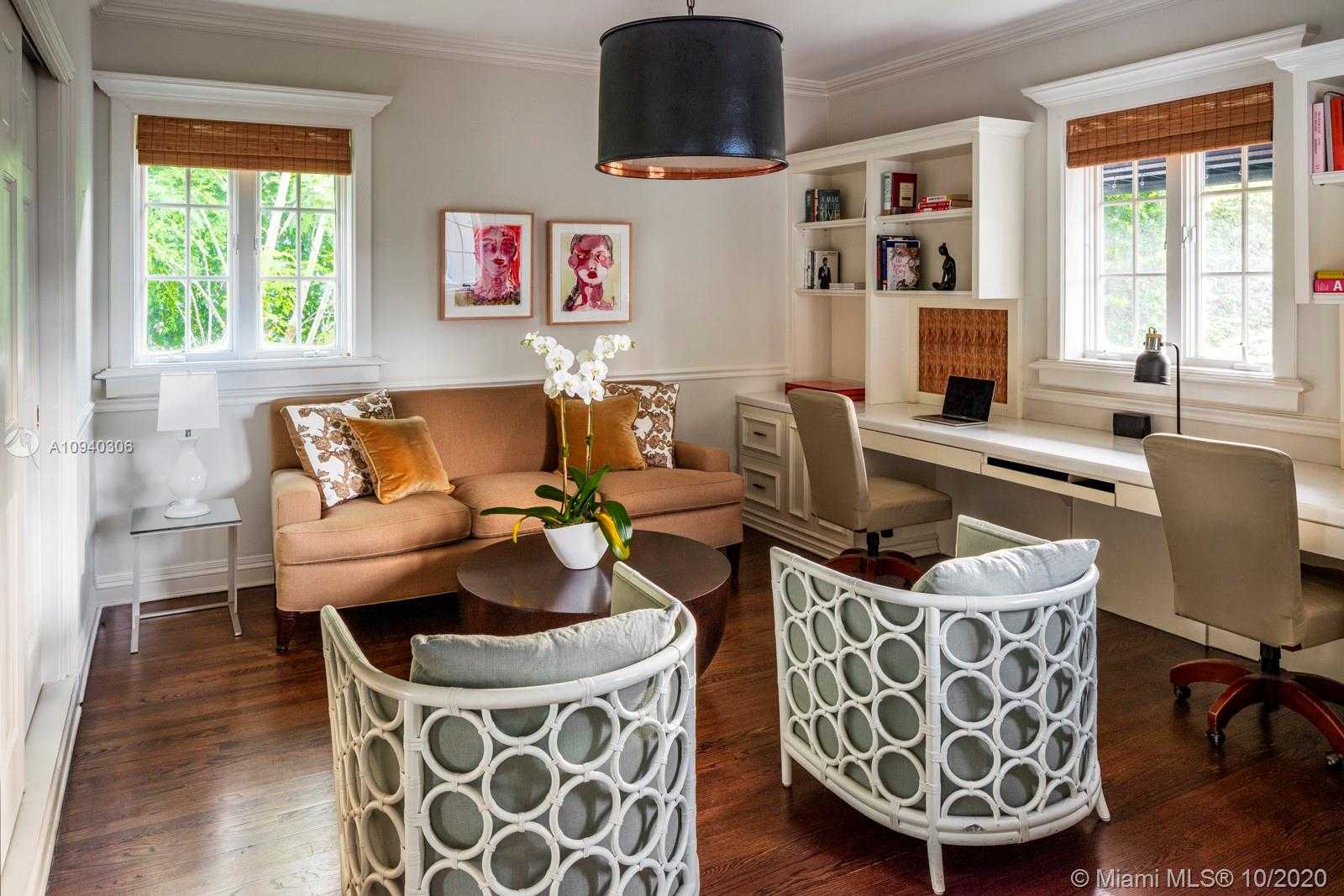 Small Image of 2569 LAKE AVE, Miami Beach Number 12