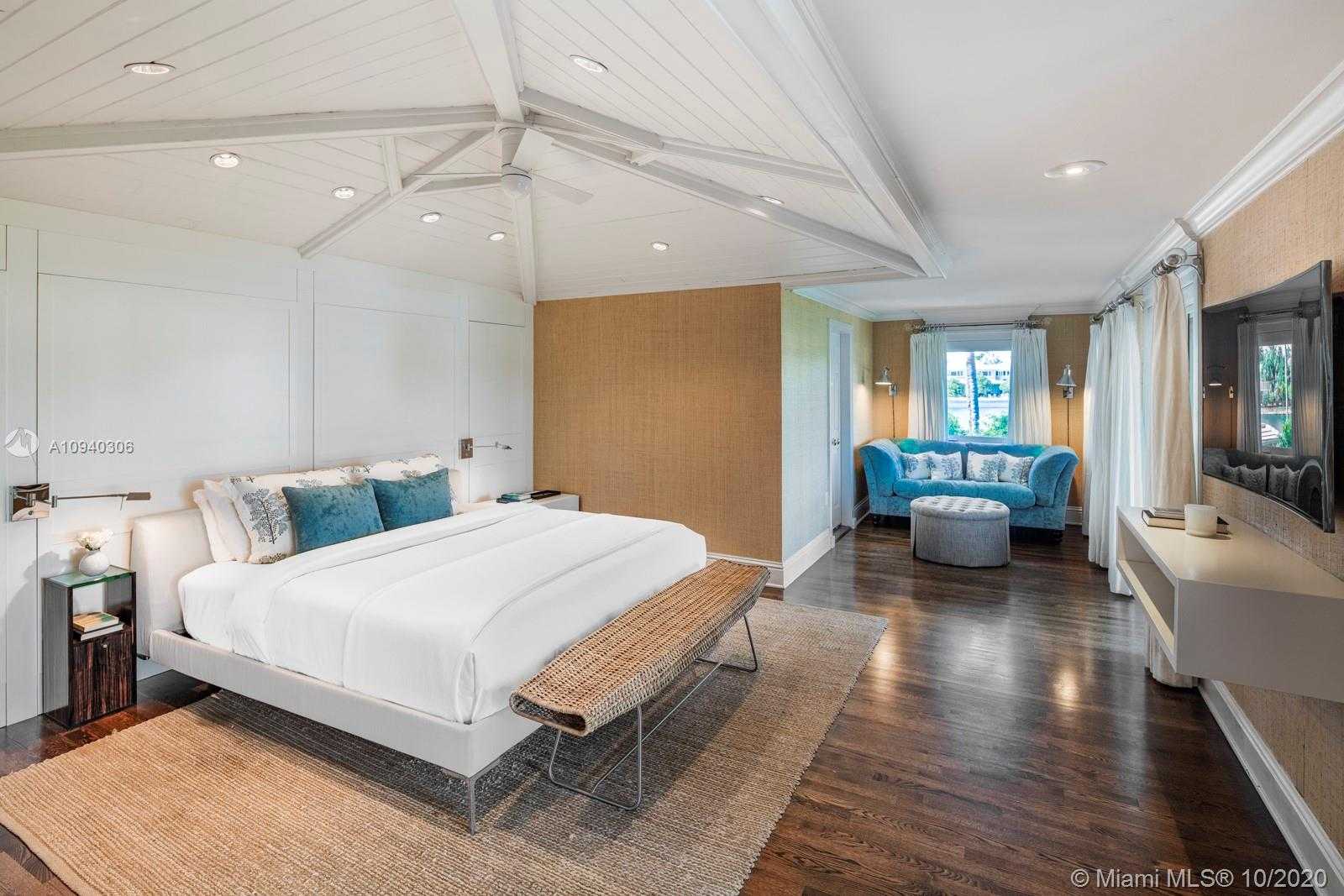 Small Image of 2569 LAKE AVE, Miami Beach Number 16