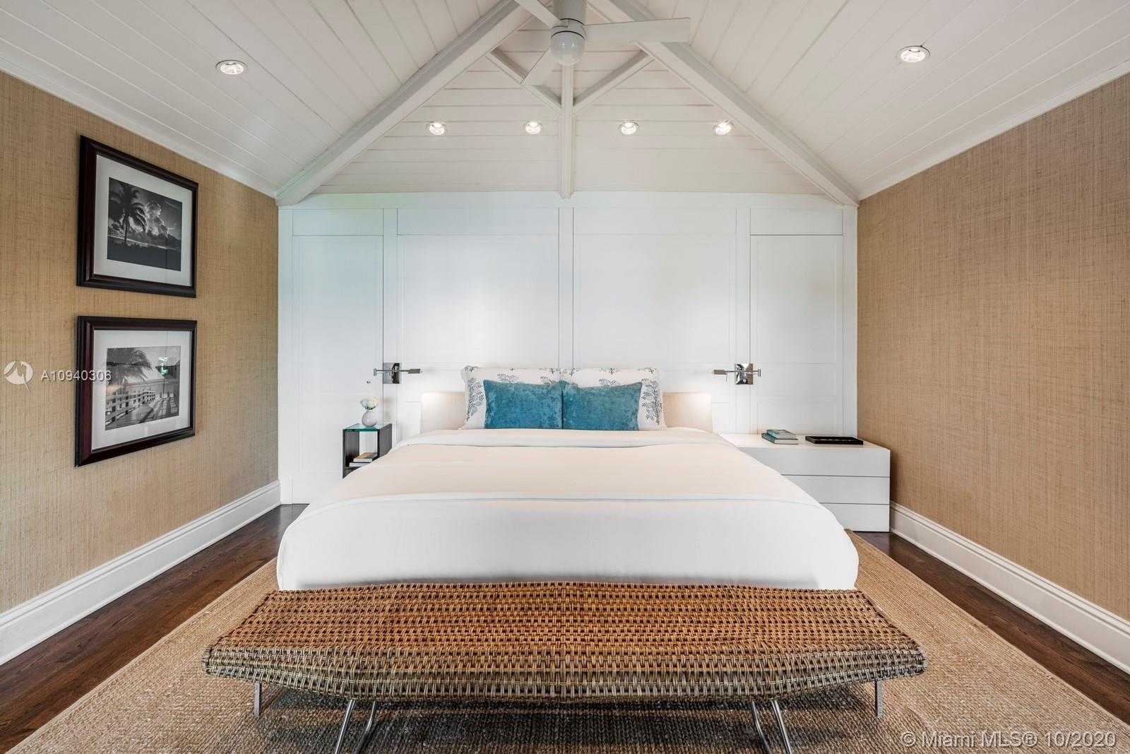 Small Image of 2569 LAKE AVE, Miami Beach Number 17