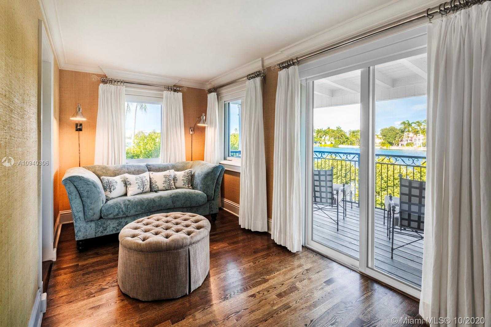 Small Image of 2569 LAKE AVE, Miami Beach Number 18