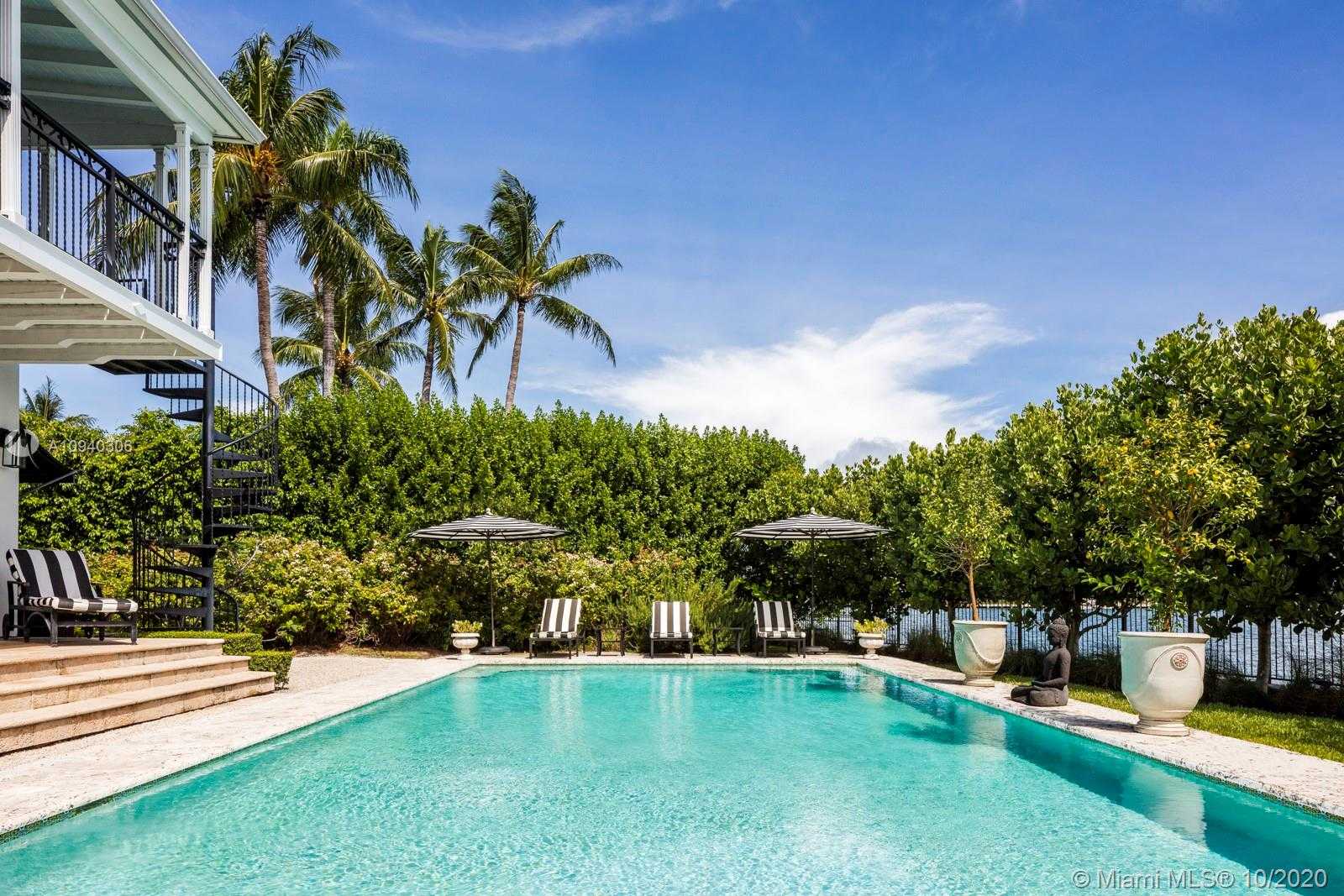 Small Image of 2569 LAKE AVE, Miami Beach Number 25