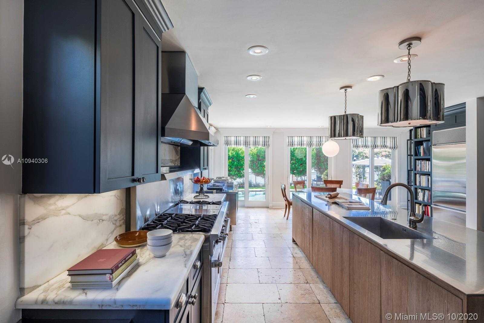 Small Image of 2569 LAKE AVE, Miami Beach Number 7
