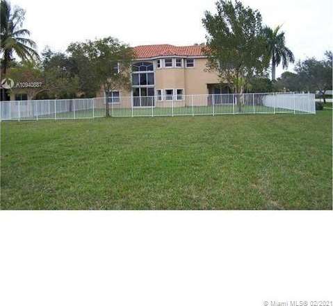 Small Image of 16302 NORTH WEST 14TH ST, Pembroke Pines Number 3