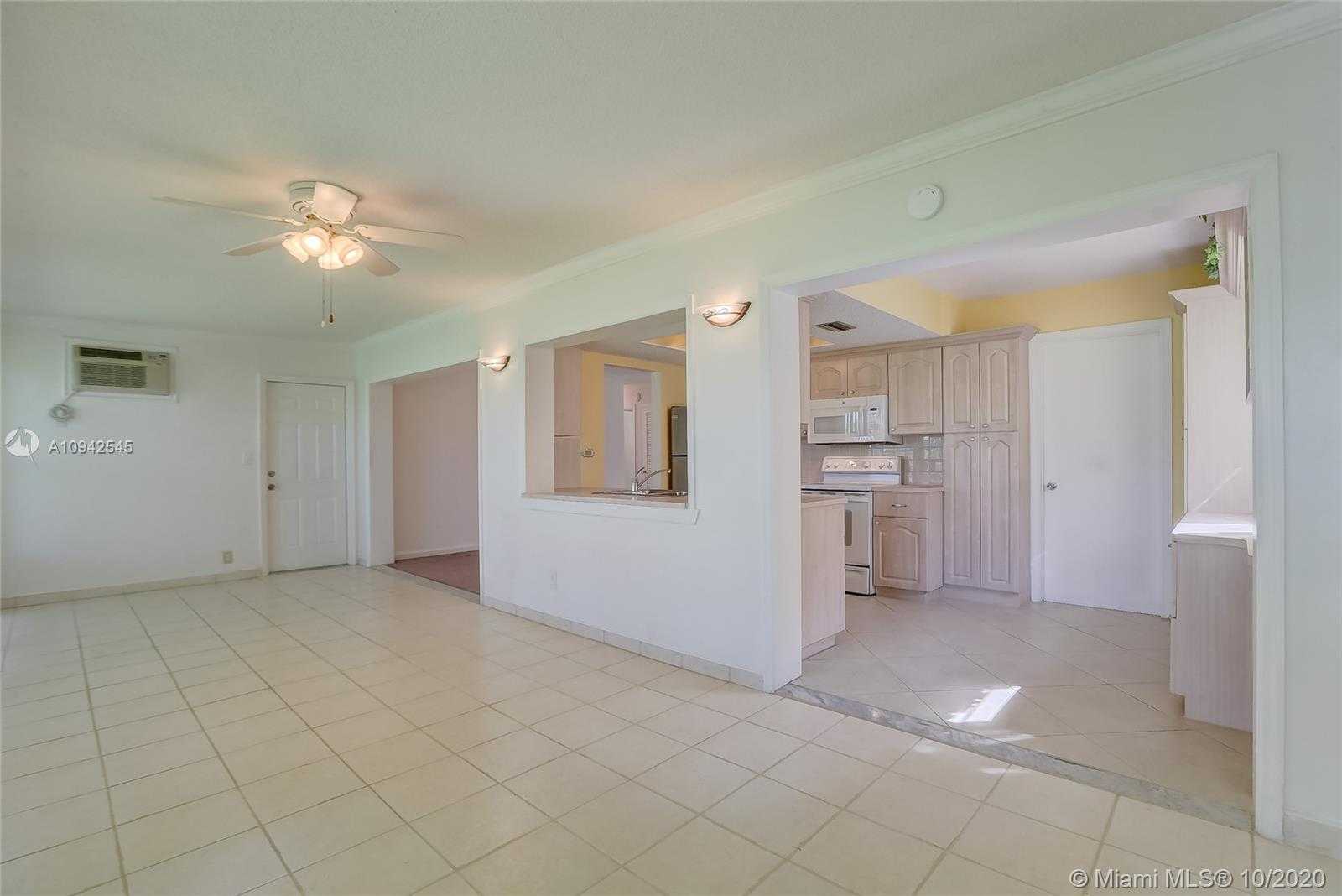 Small Image of 4509 NORTH WEST 45TH ST, Tamarac Number 10
