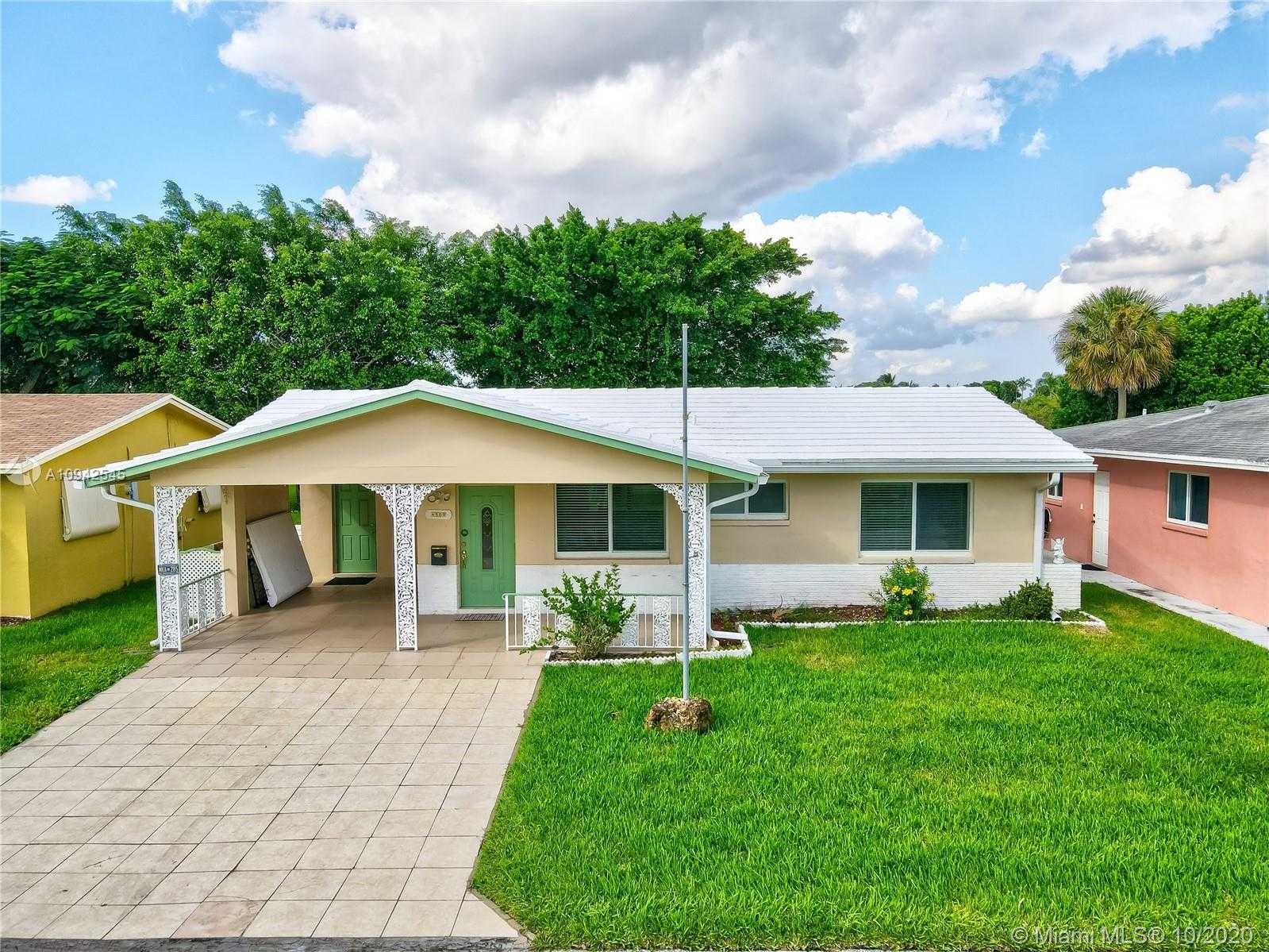 Small Image of 4509 NORTH WEST 45TH ST, Tamarac Number 28