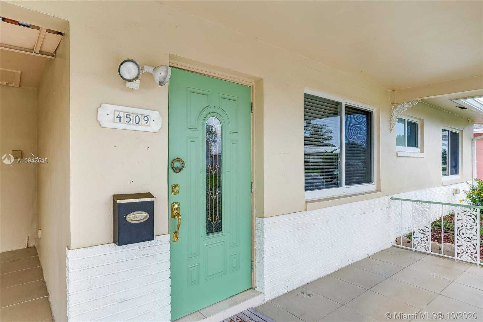 Small Image of 4509 NORTH WEST 45TH ST, Tamarac Number 3