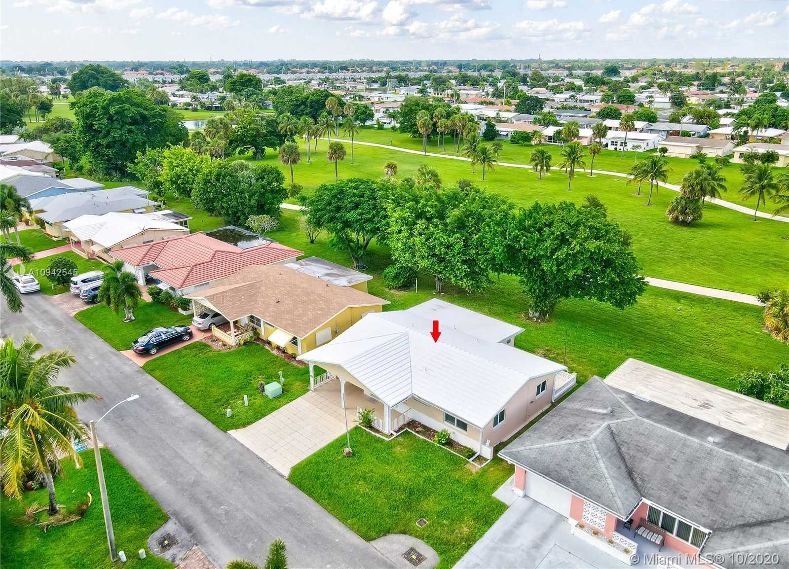 Small Image of 4509 NORTH WEST 45TH ST, Tamarac Number 30