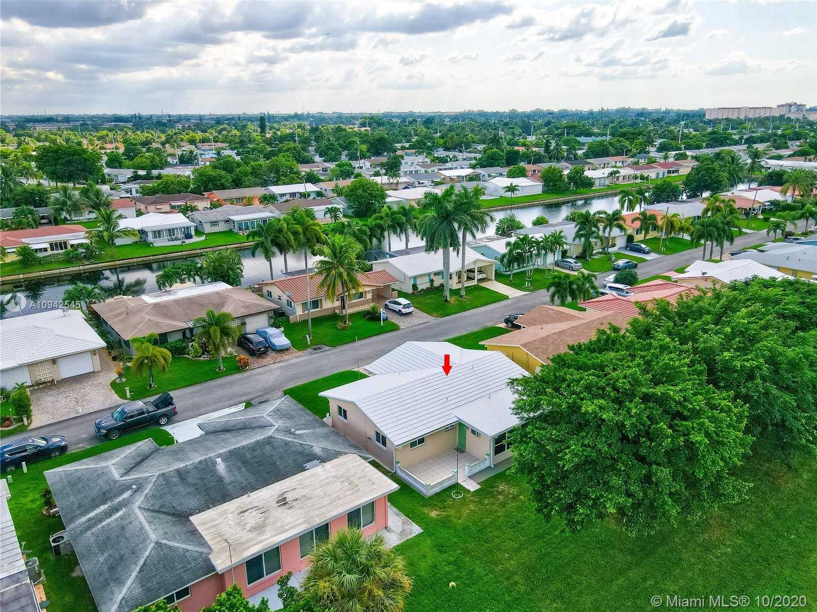 Small Image of 4509 NORTH WEST 45TH ST, Tamarac Number 31