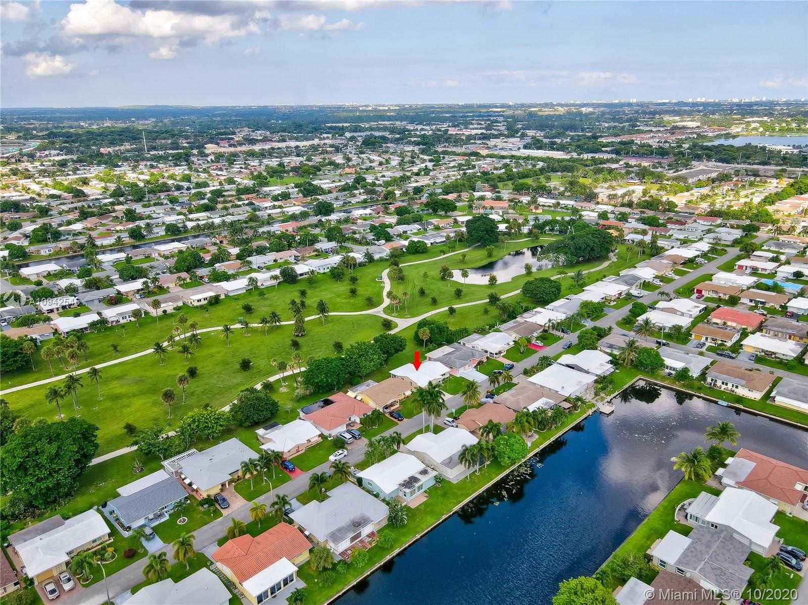 Small Image of 4509 NORTH WEST 45TH ST, Tamarac Number 33