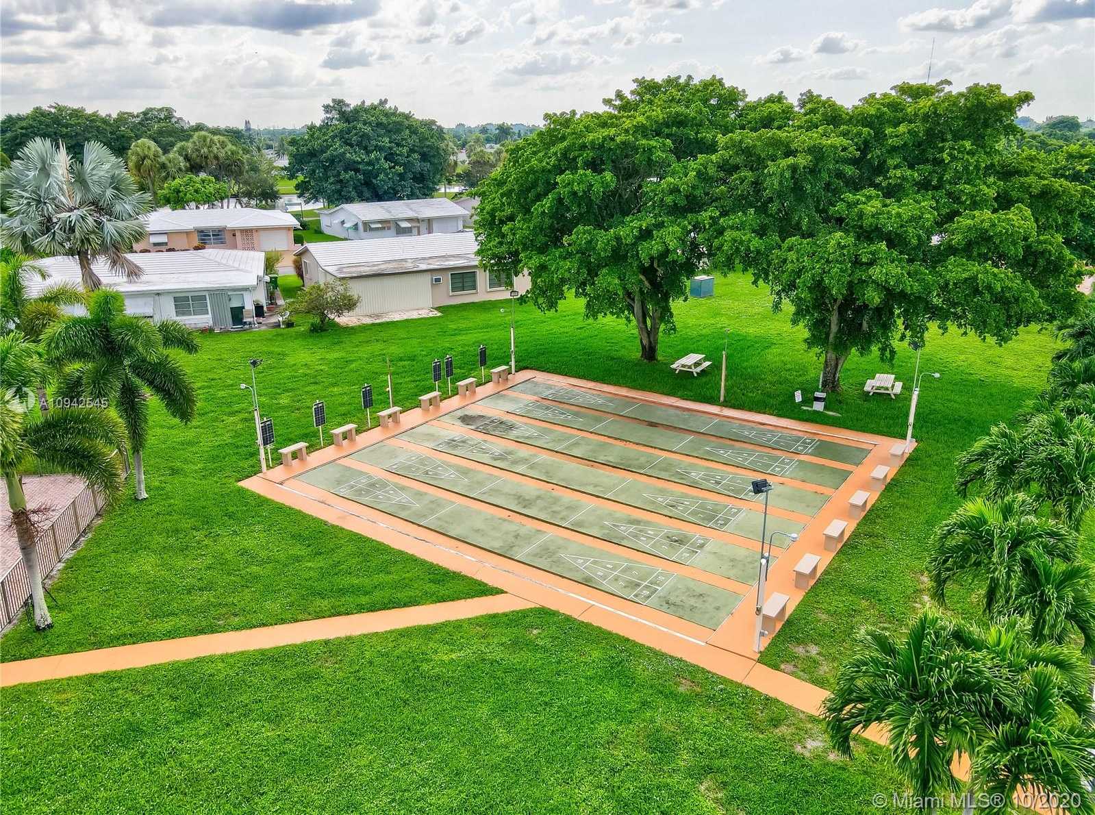 Small Image of 4509 NORTH WEST 45TH ST, Tamarac Number 37