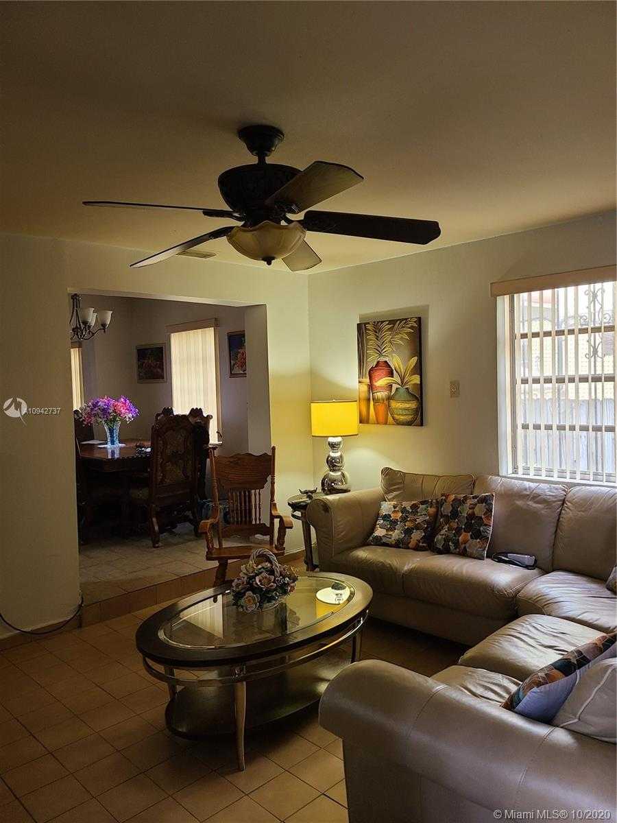 Small Image of 5961 SOUTH WEST 7TH ST, Miami Number 2