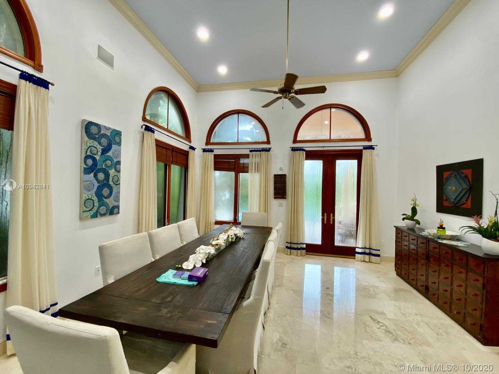 Small Image of 198 ISLA DORADA BLVD, Coral Gables Number 15