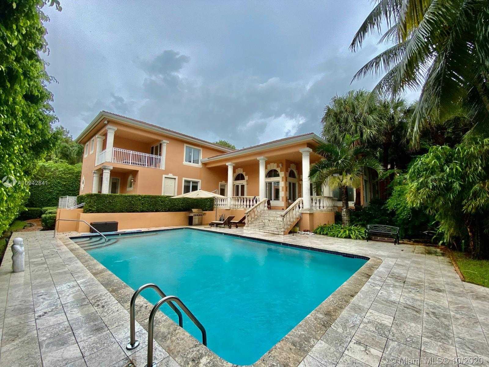 Small Image of 198 ISLA DORADA BLVD, Coral Gables Number 26
