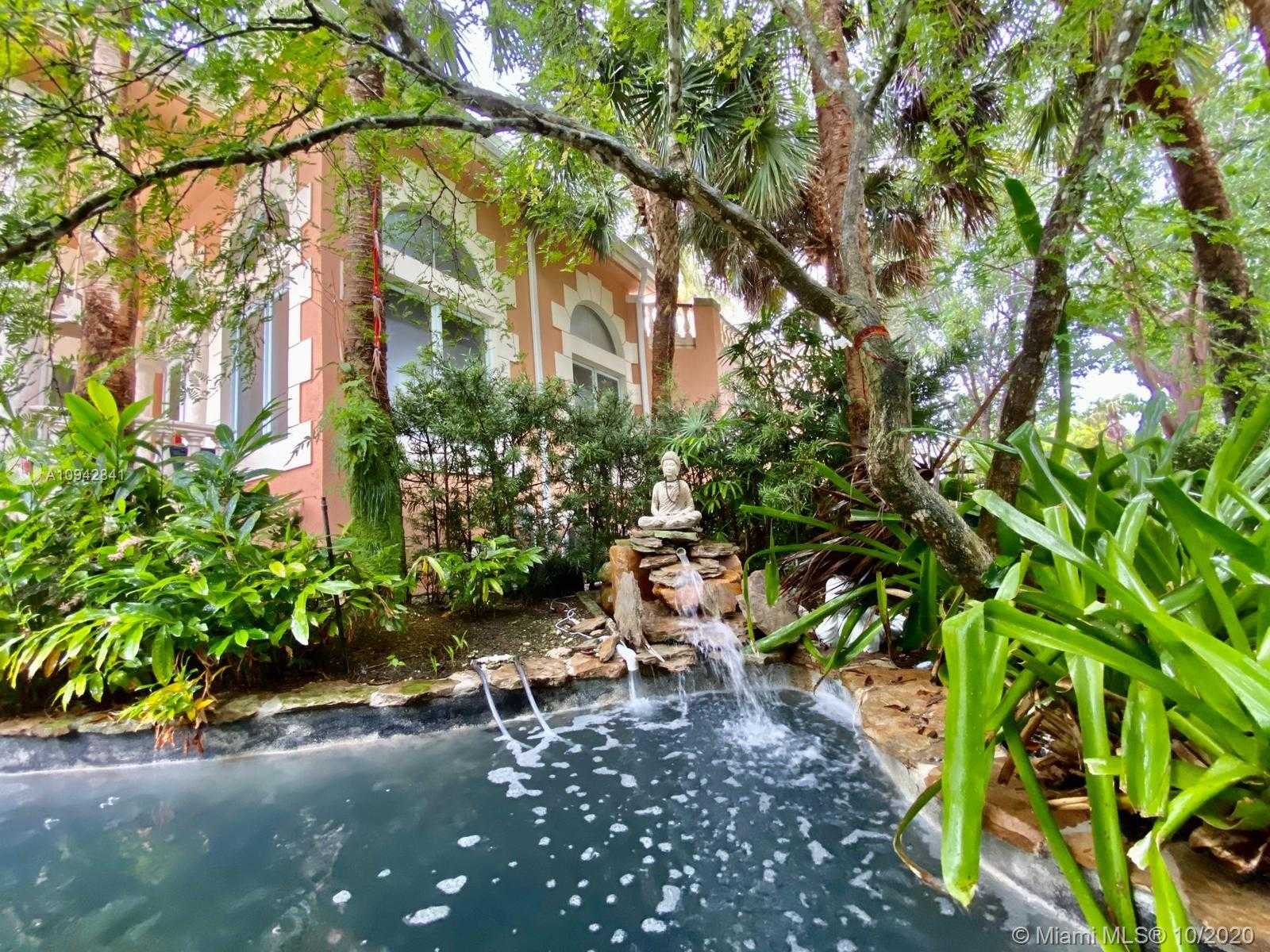 Small Image of 198 ISLA DORADA BLVD, Coral Gables Number 27