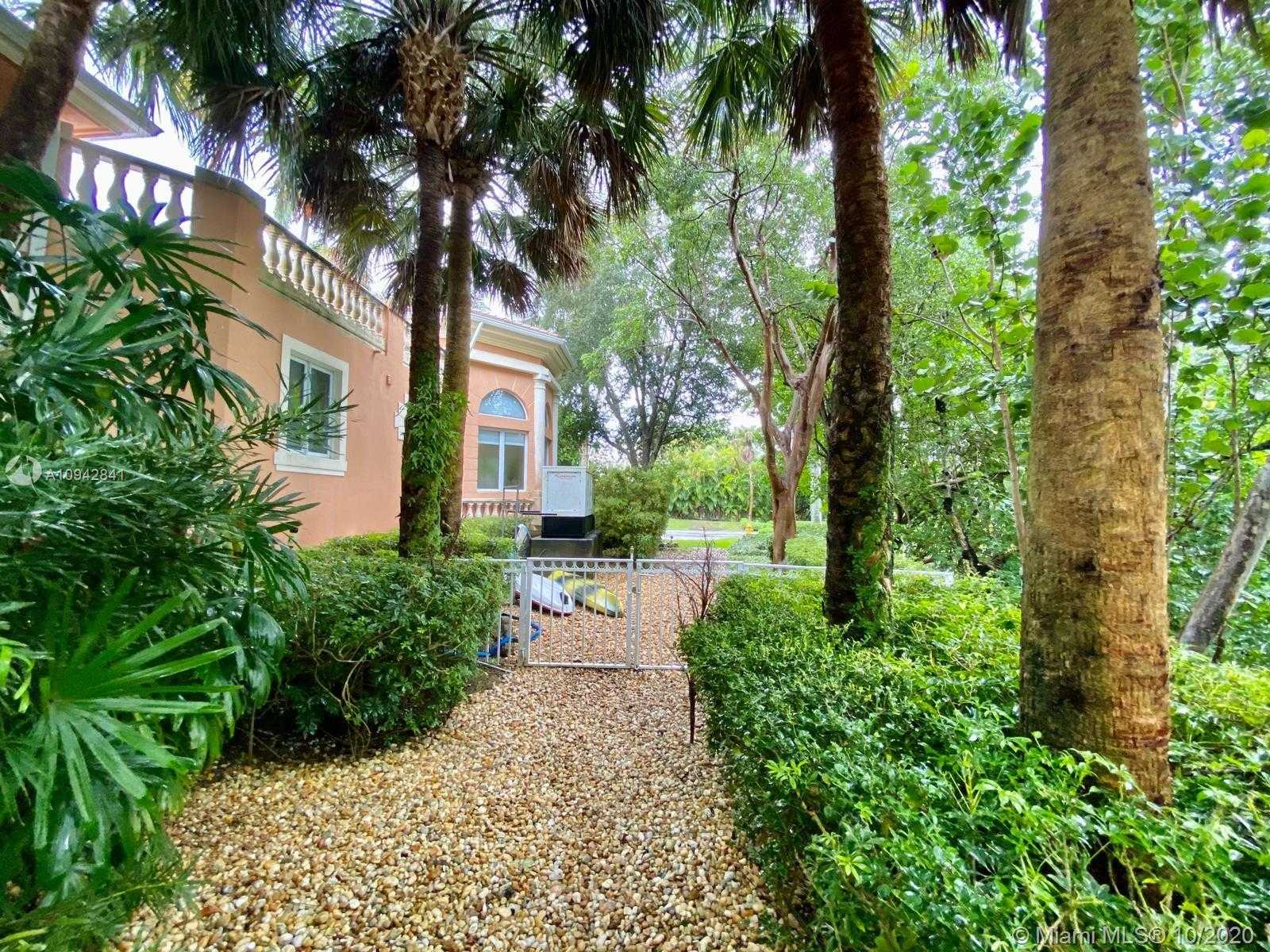Small Image of 198 ISLA DORADA BLVD, Coral Gables Number 29