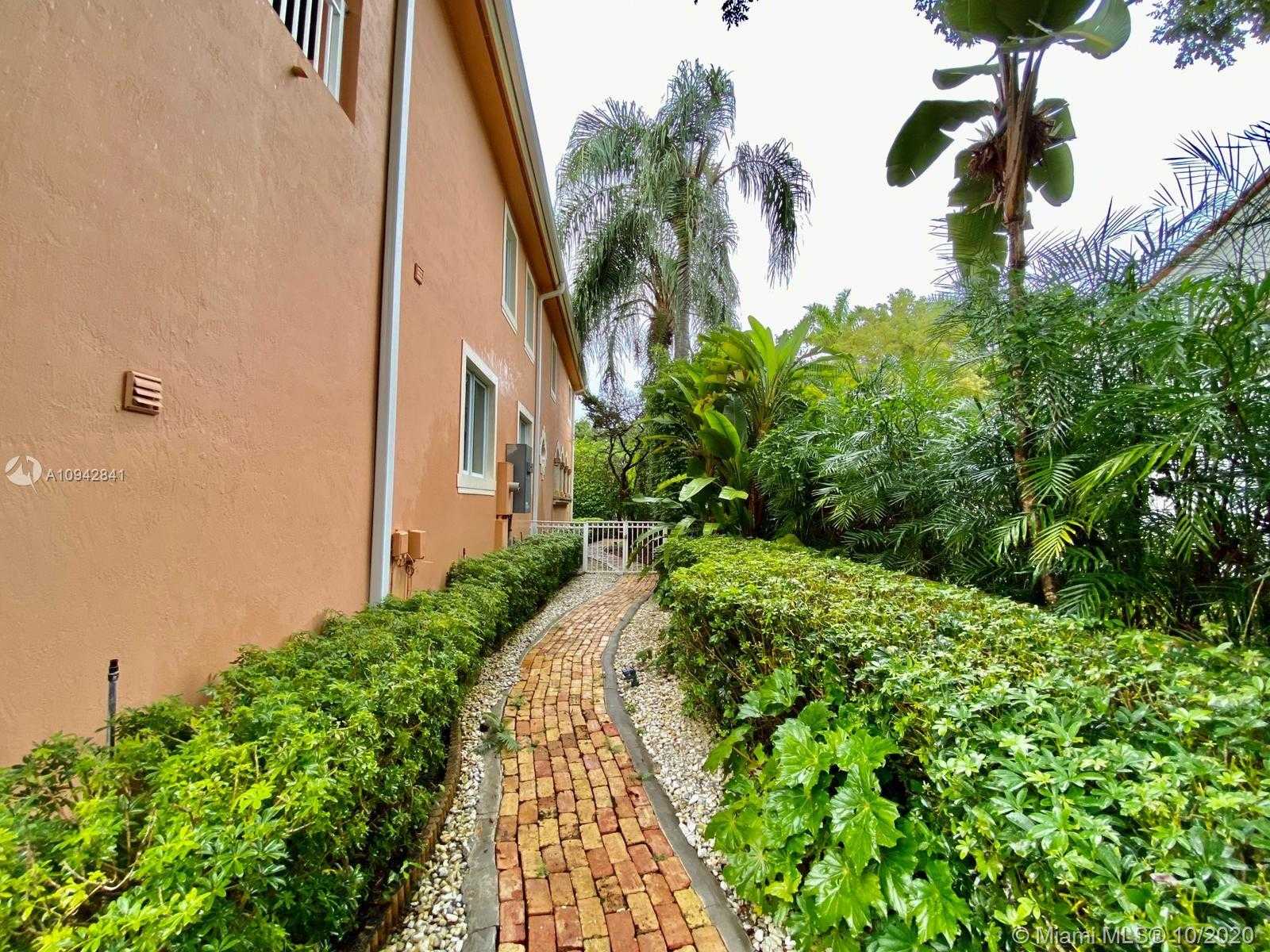 Small Image of 198 ISLA DORADA BLVD, Coral Gables Number 49