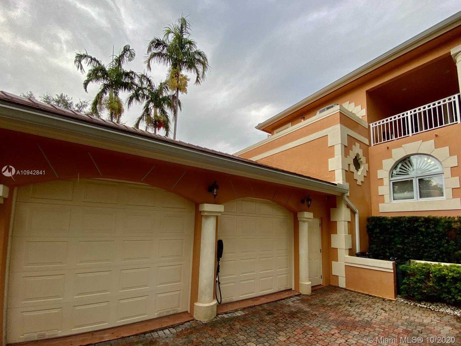 Small Image of 198 ISLA DORADA BLVD, Coral Gables Number 50
