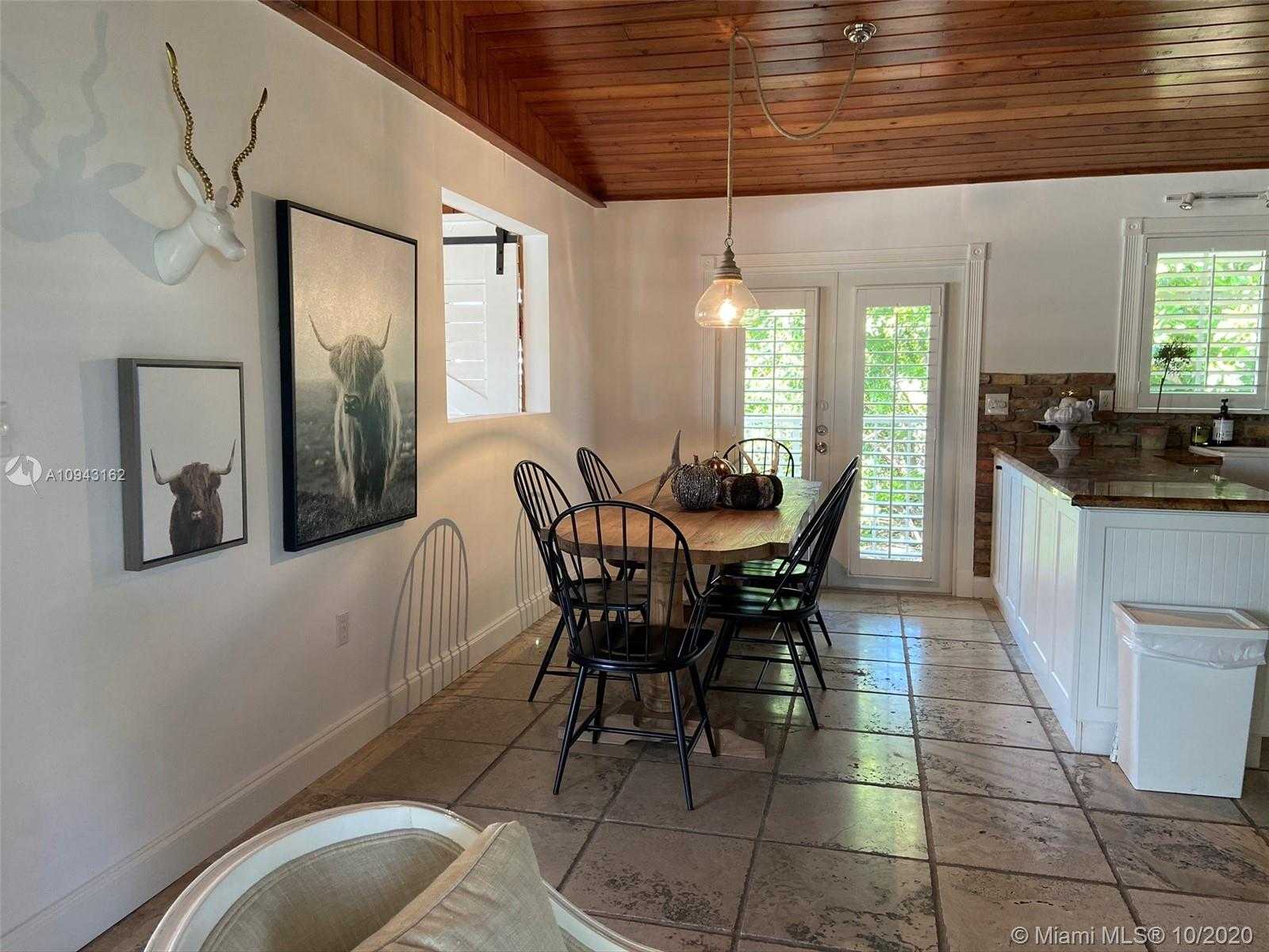 Small Image of 450 BOWIE LN, Key Largo Number 14