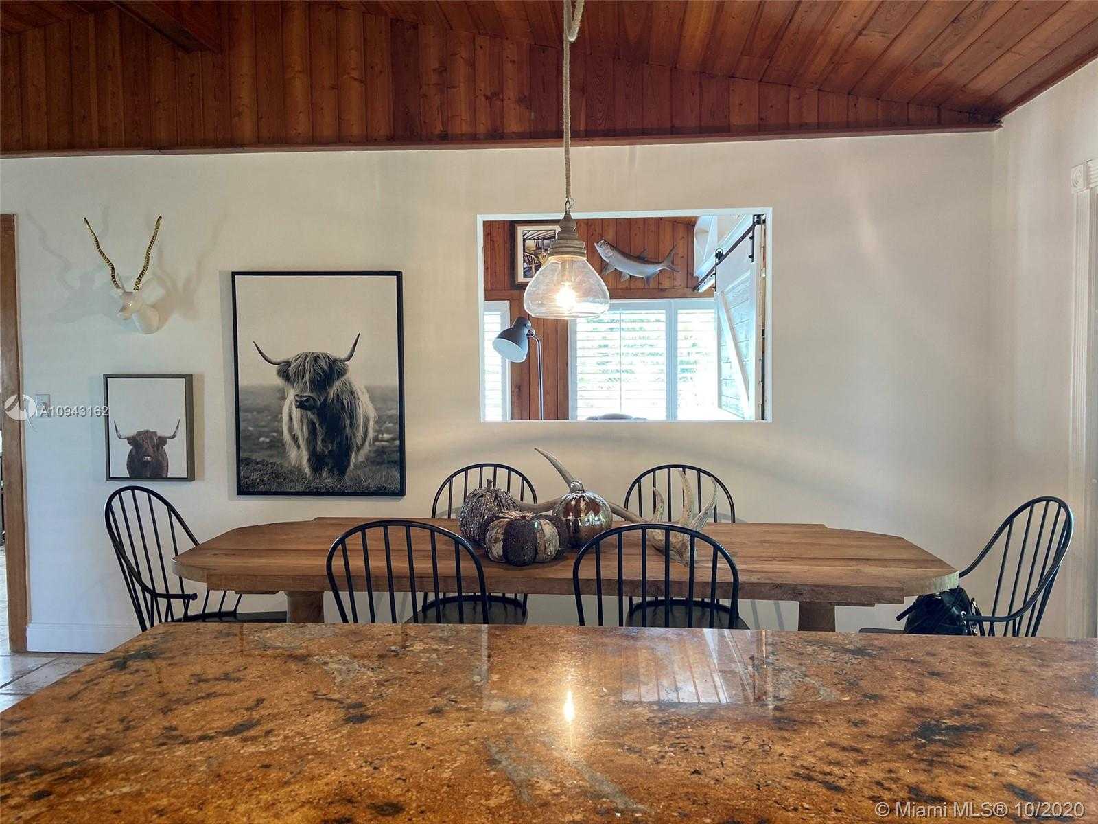 Small Image of 450 BOWIE LN, Key Largo Number 21