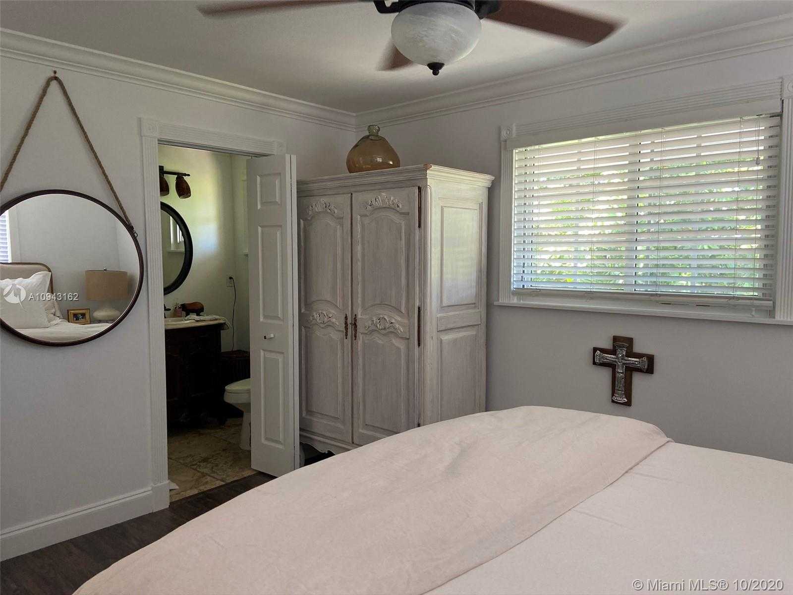 Small Image of 450 BOWIE LN, Key Largo Number 28