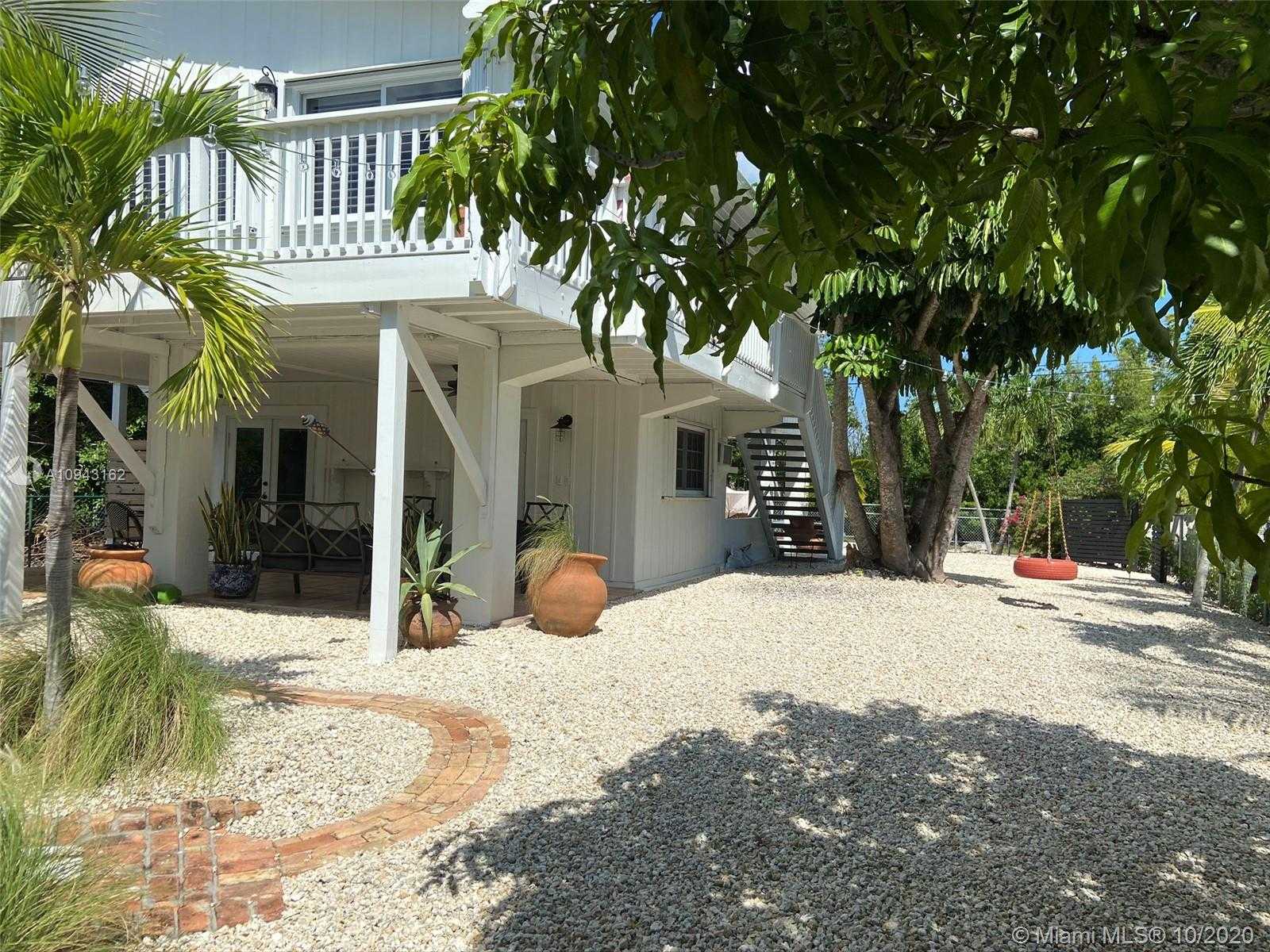 Small Image of 450 BOWIE LN, Key Largo Number 3