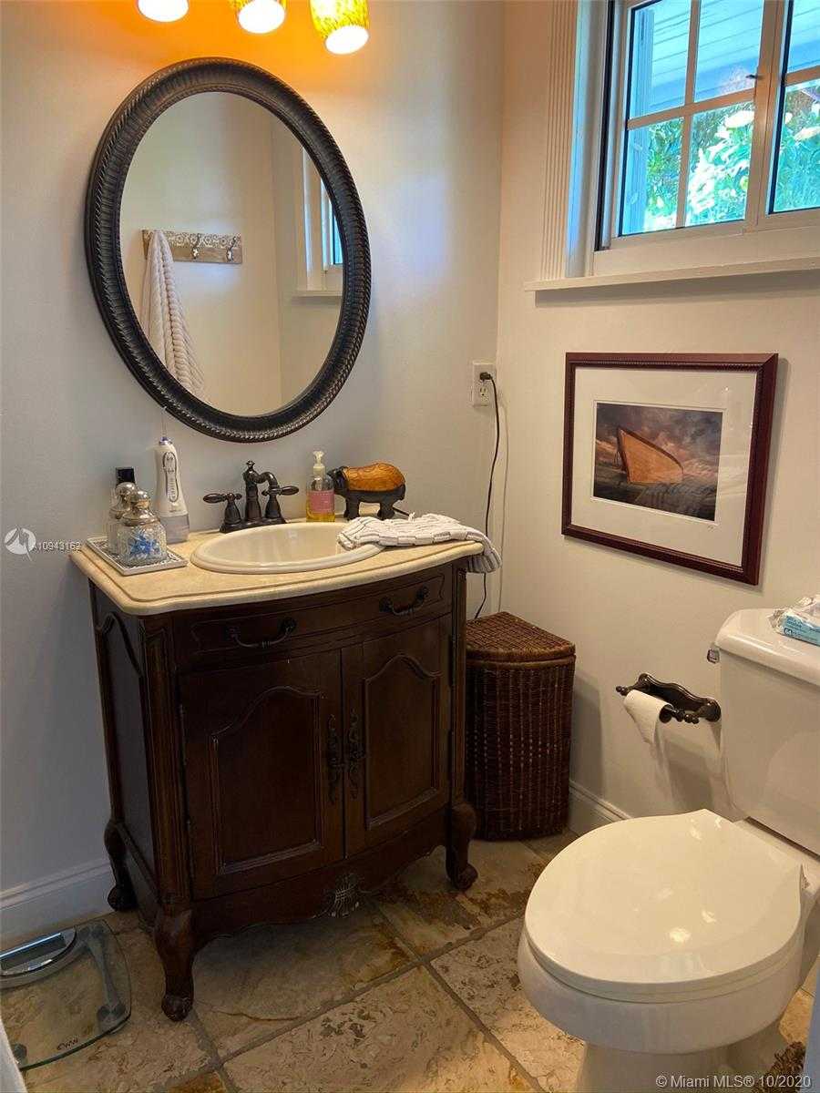 Small Image of 450 BOWIE LN, Key Largo Number 34