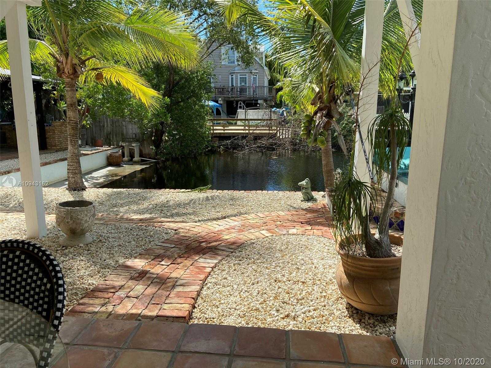 Small Image of 450 BOWIE LN, Key Largo Number 43