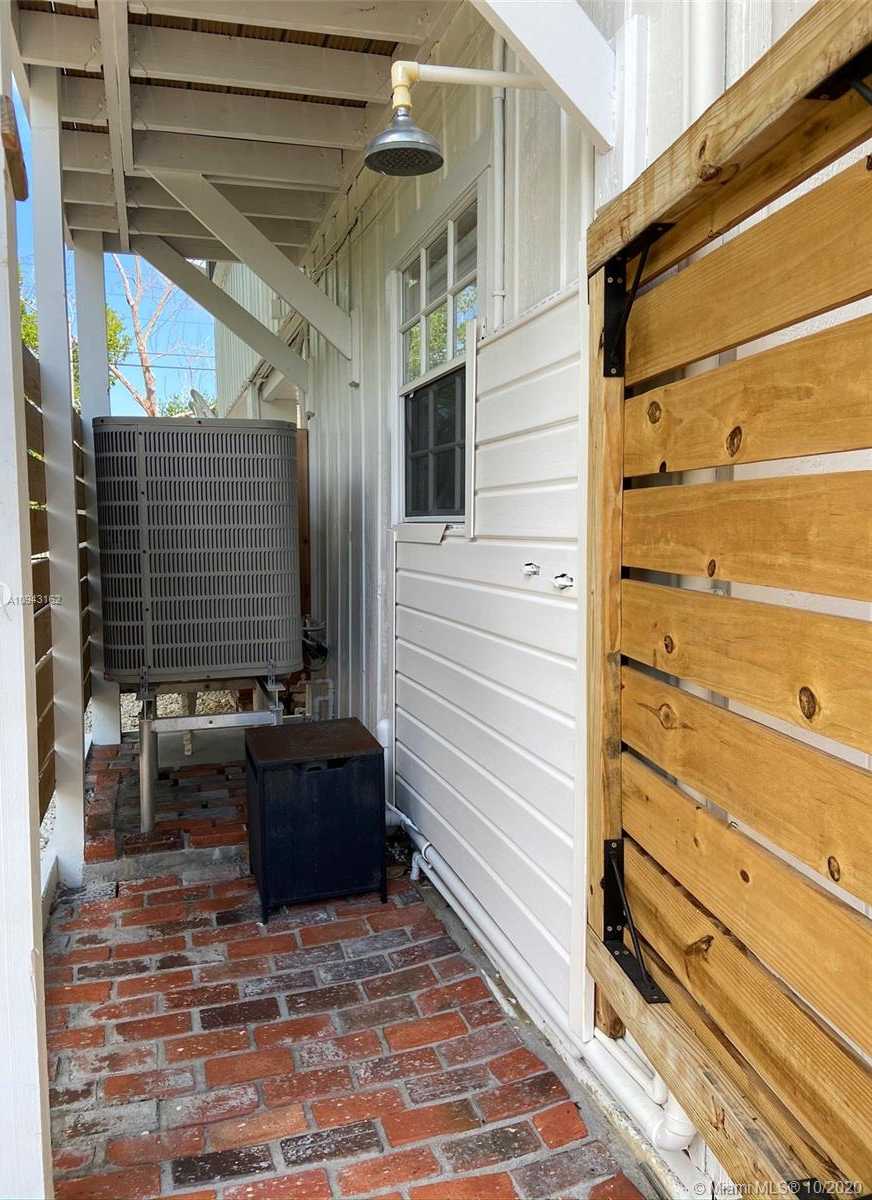 Small Image of 450 BOWIE LN, Key Largo Number 47