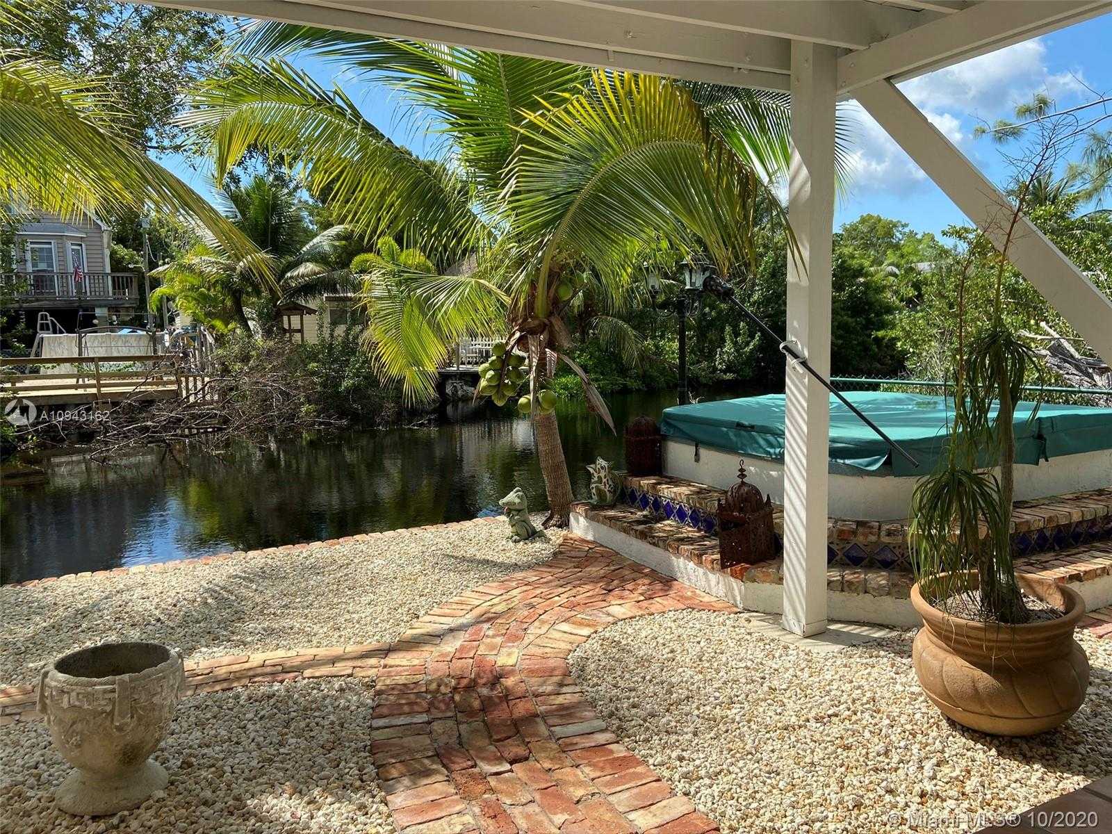 Small Image of 450 BOWIE LN, Key Largo Number 50