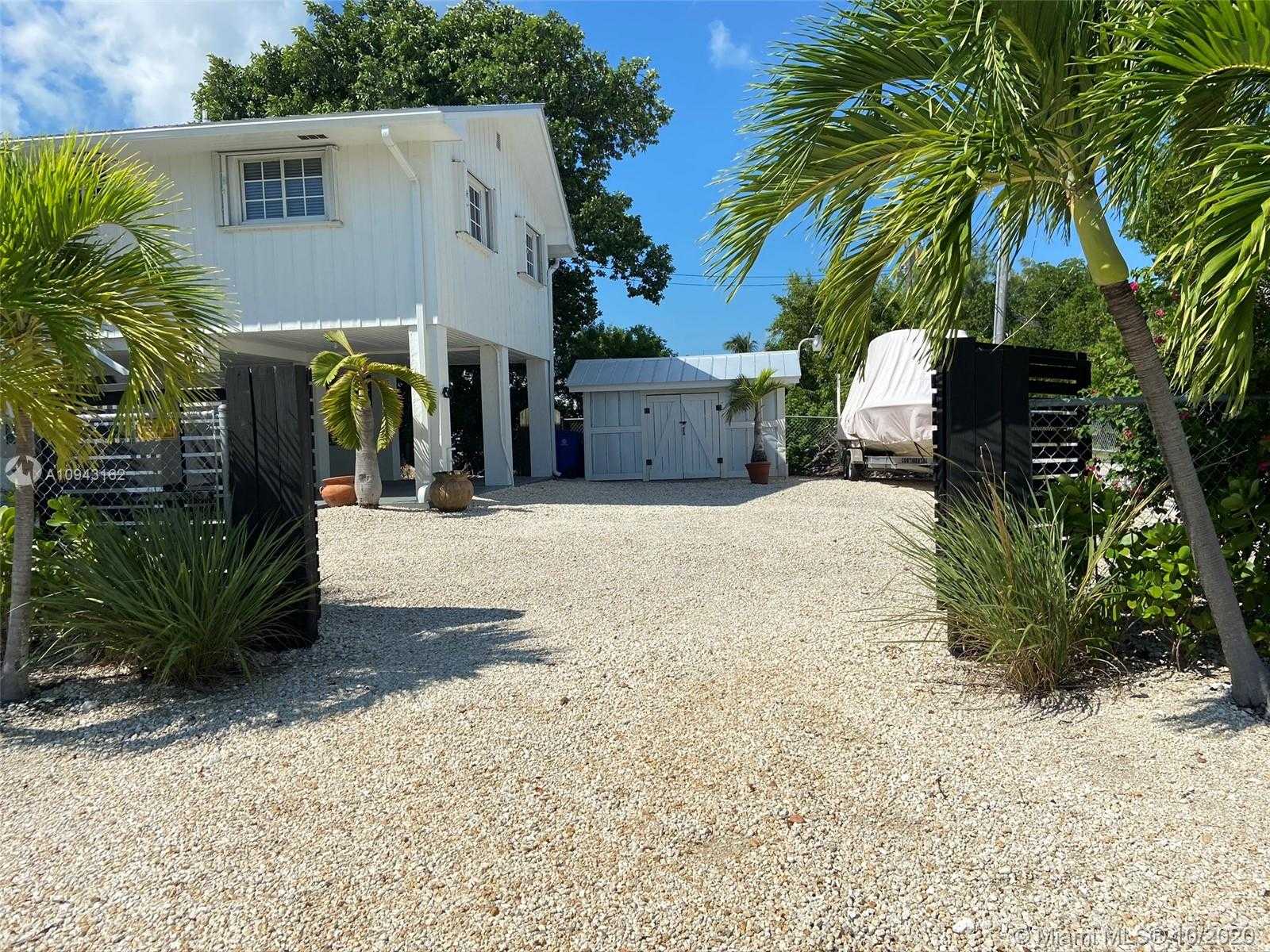Small Image of 450 BOWIE LN, Key Largo Number 7