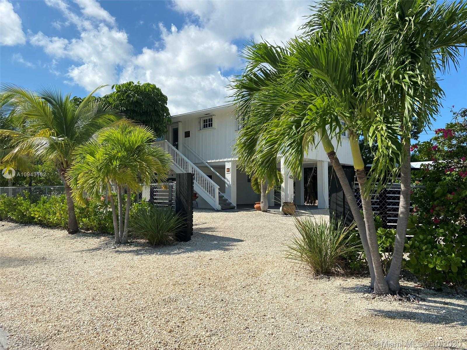 Small Image of 450 BOWIE LN, Key Largo Number 9