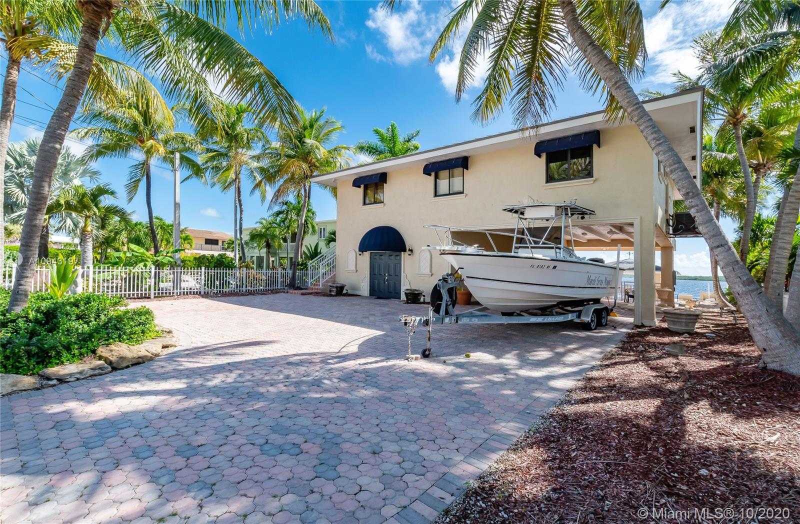 Small Image of 632 ISLAND DR, Key Largo Number 2