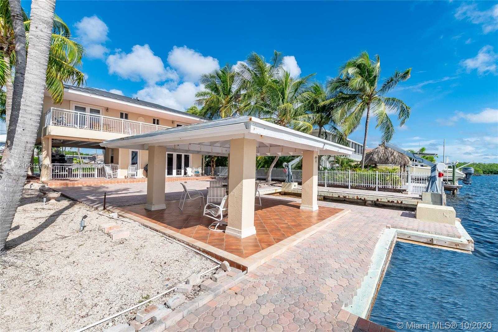 Small Image of 632 ISLAND DR, Key Largo Number 6