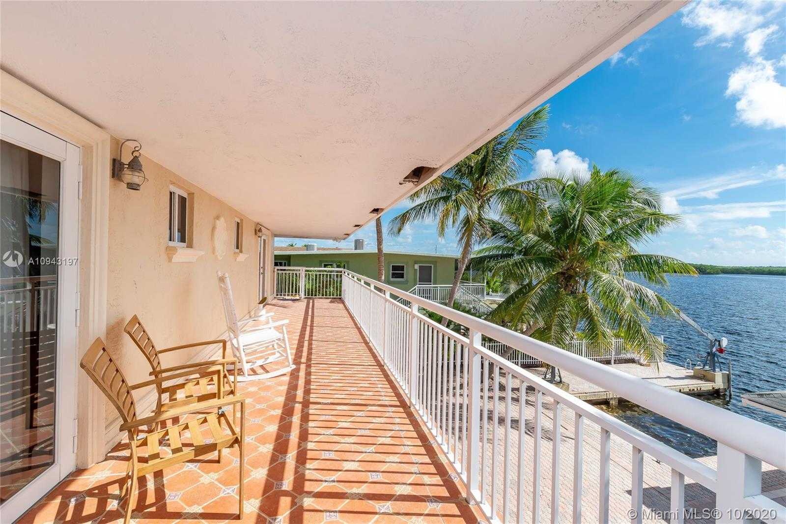 Small Image of 632 ISLAND DR, Key Largo Number 9