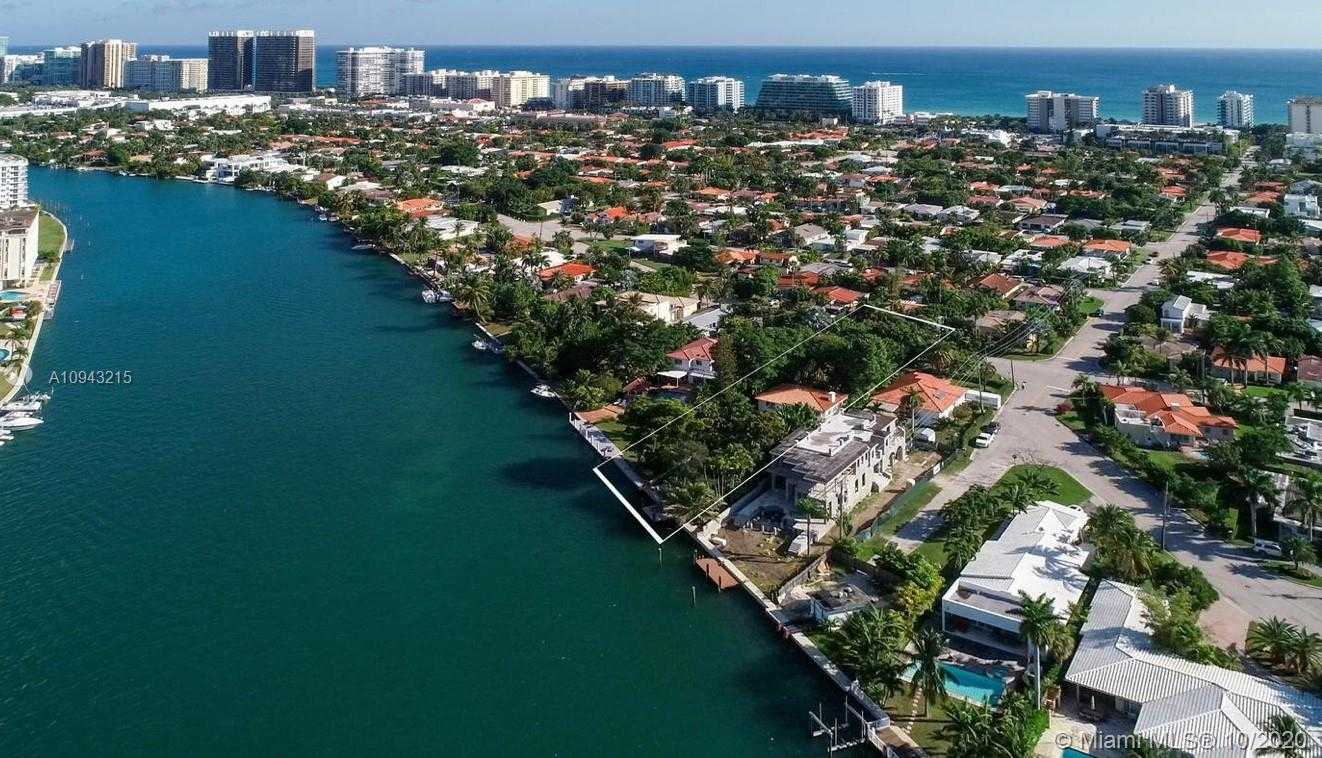 Small Image of 9208 BAY DR, Surfside Number 3