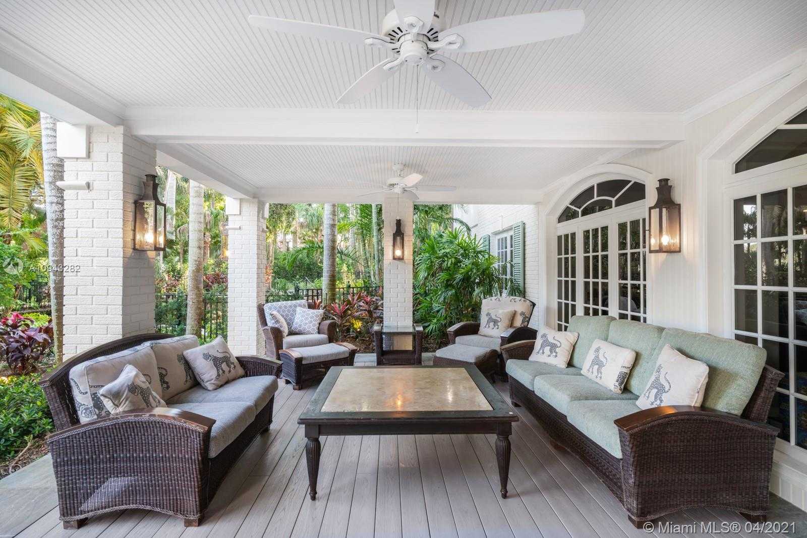 Small Image of 8585 OLD CUTLER RD, Coral Gables Number 13
