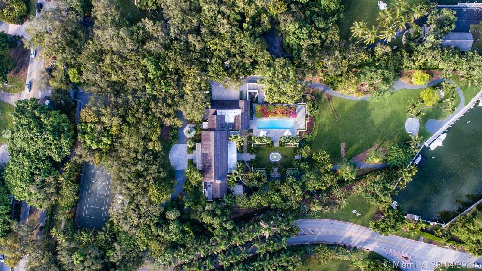 Small Image of 8585 OLD CUTLER RD, Coral Gables Number 21