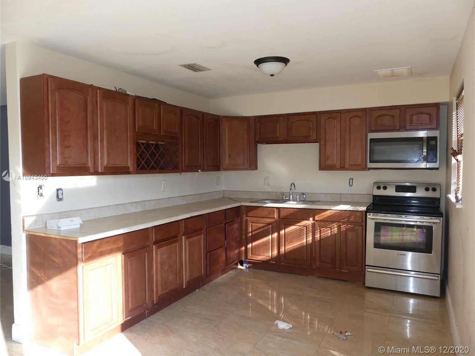 Small Image of 4281 NORTH EAST 13TH AVE, Pompano Beach Number 12