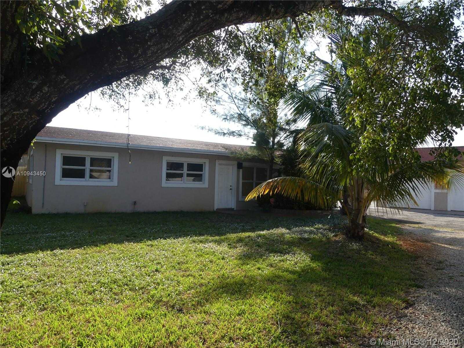 Small Image of 4281 NORTH EAST 13TH AVE, Pompano Beach Number 3