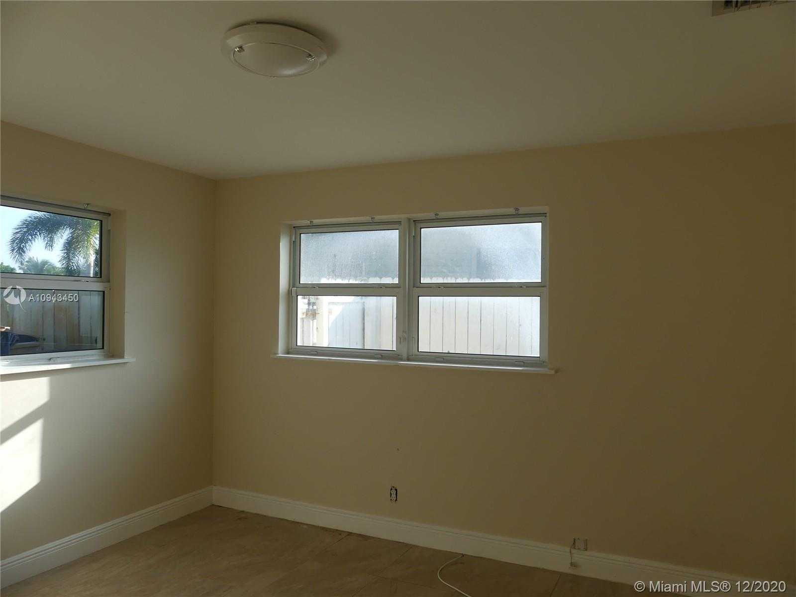 Small Image of 4281 NORTH EAST 13TH AVE, Pompano Beach Number 7