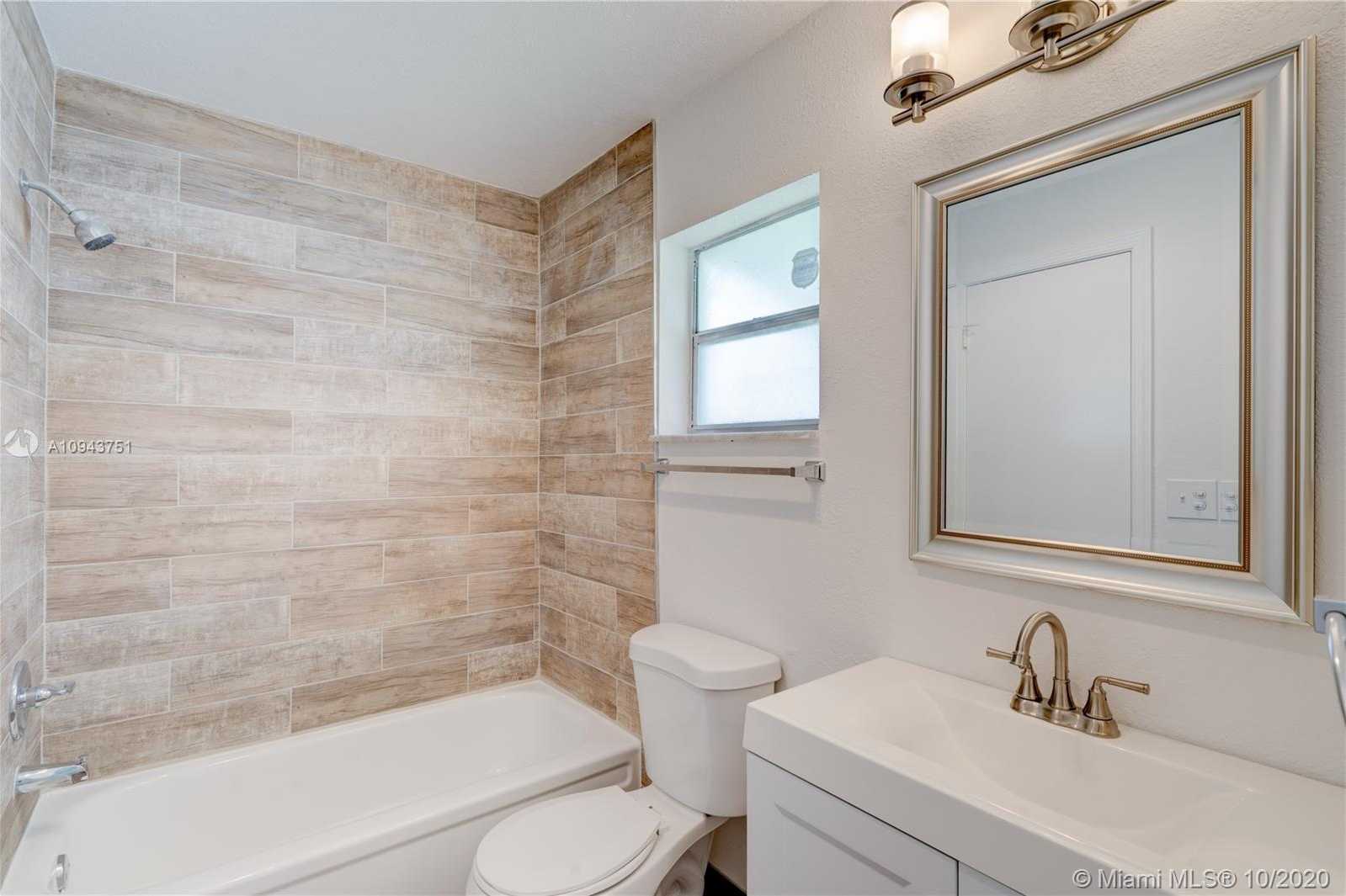 Small Image of 8508 NORTH WEST 14TH ST, Plantation Number 16