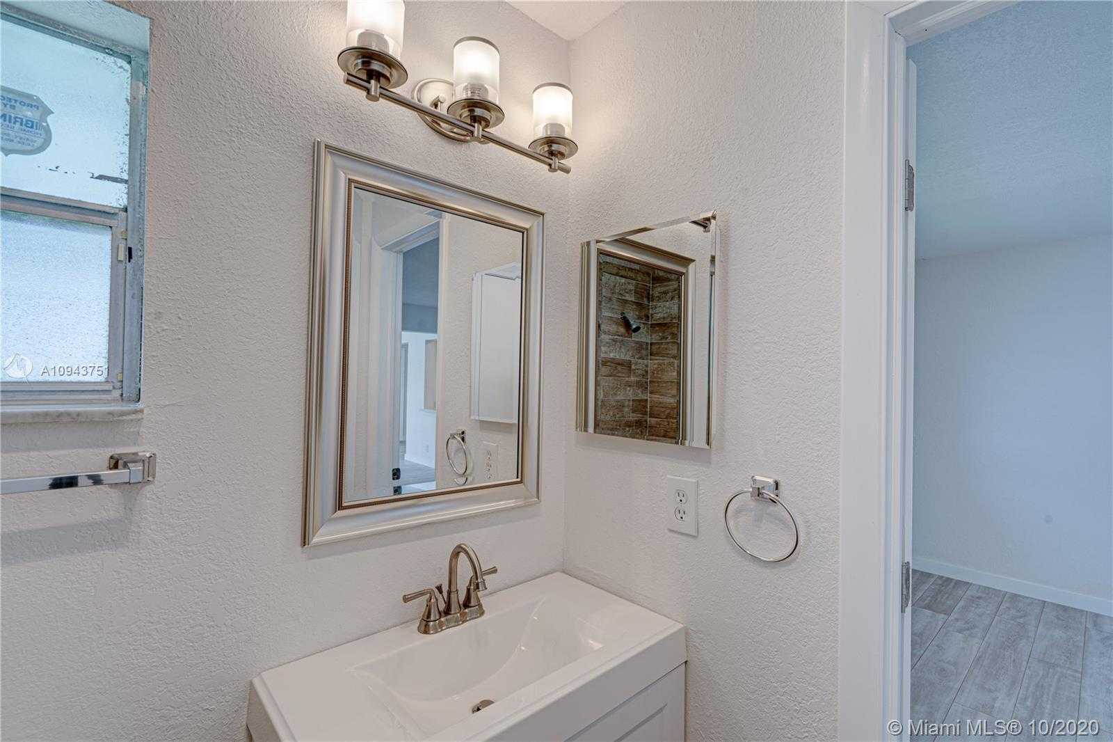 Small Image of 8508 NORTH WEST 14TH ST, Plantation Number 17
