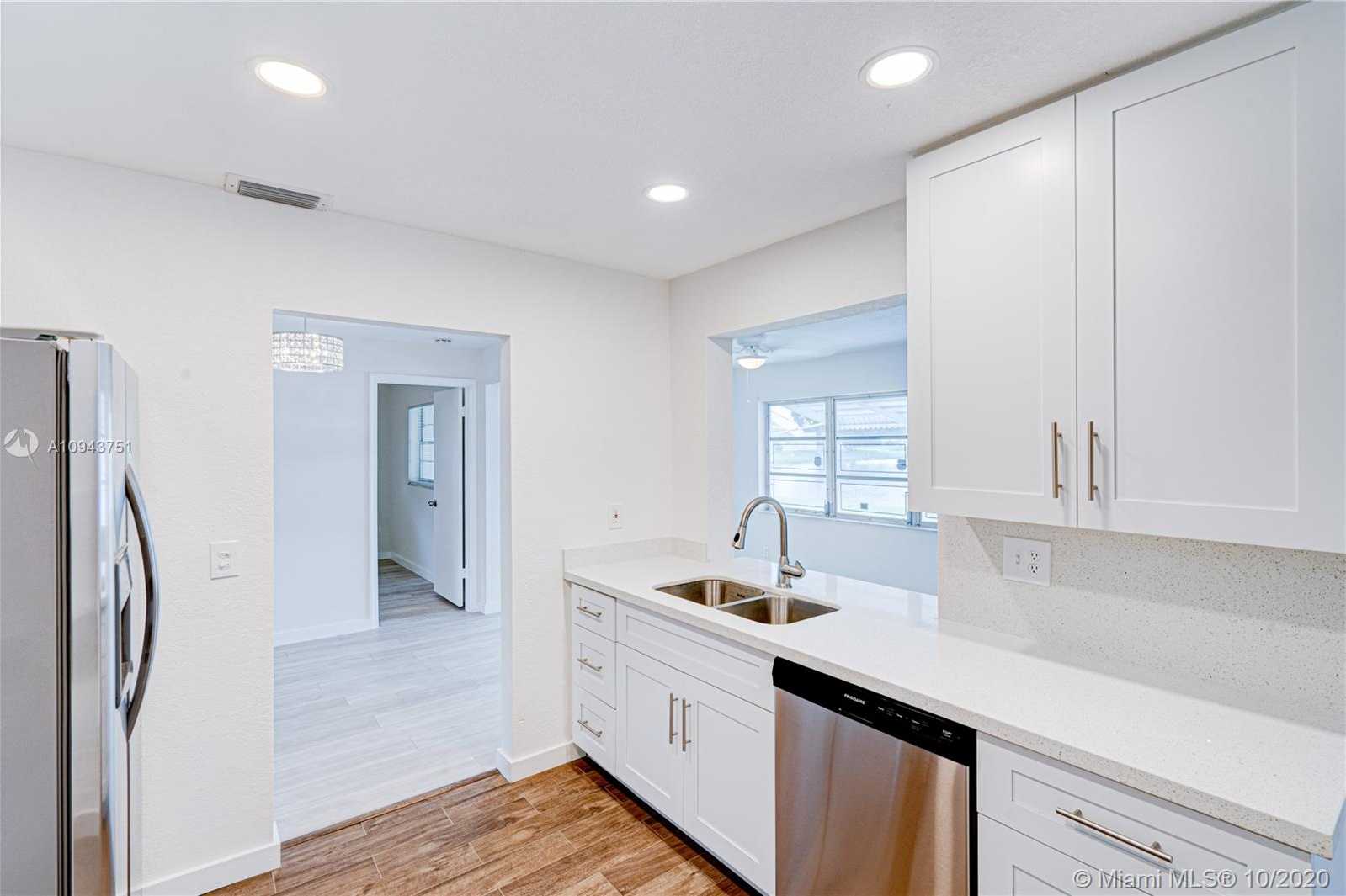 Small Image of 8508 NORTH WEST 14TH ST, Plantation Number 3