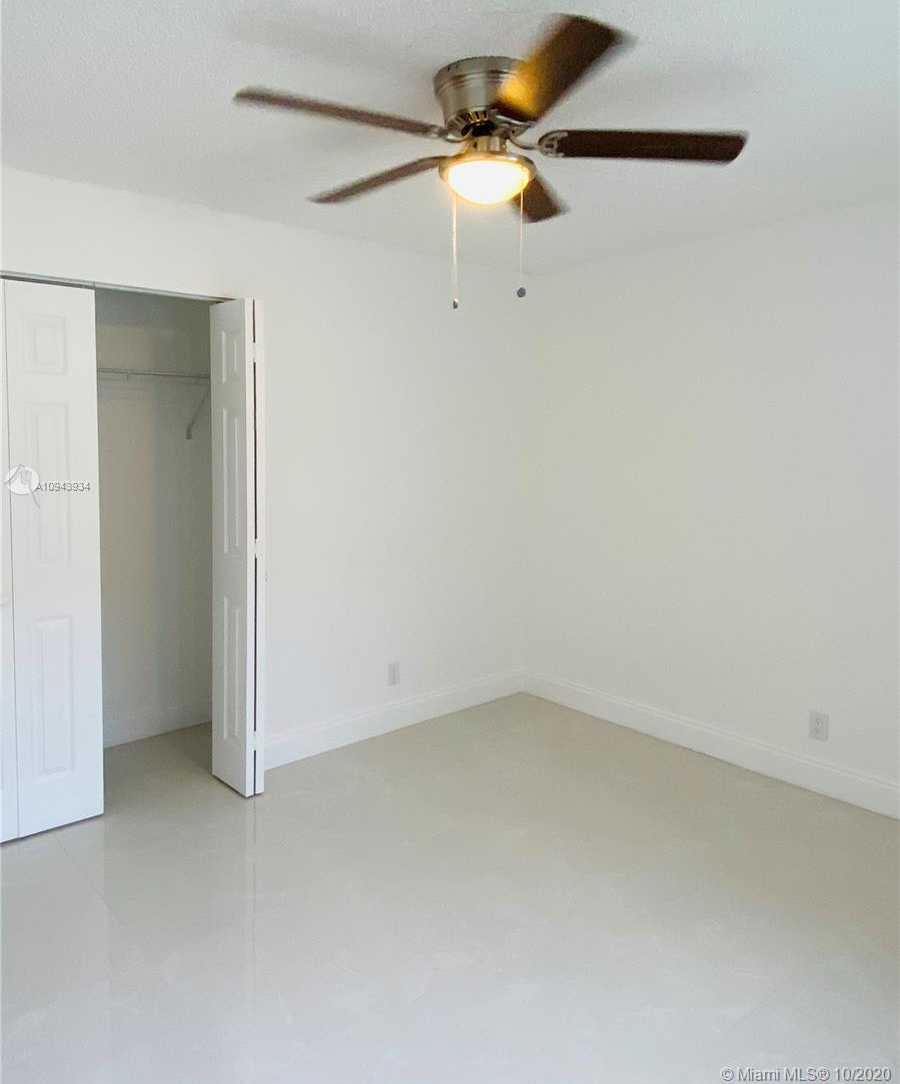 Small Image of 7421 NORTH WEST 38TH CT, Lauderhill Number 16