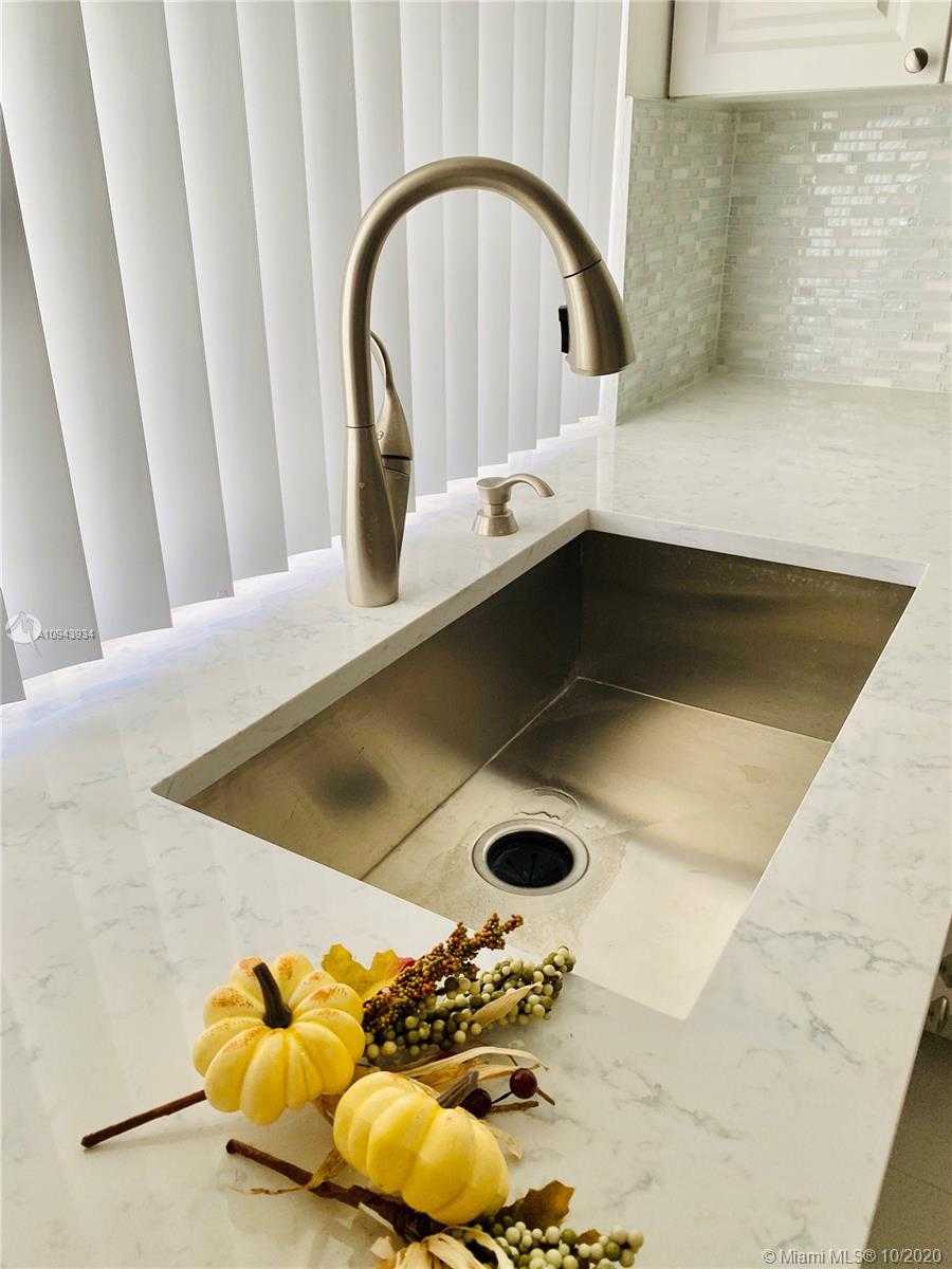 Small Image of 7421 NORTH WEST 38TH CT, Lauderhill Number 5