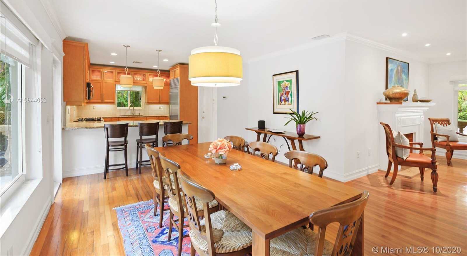 Small Image of 1526 DORADO AVE, Coral Gables Number 19