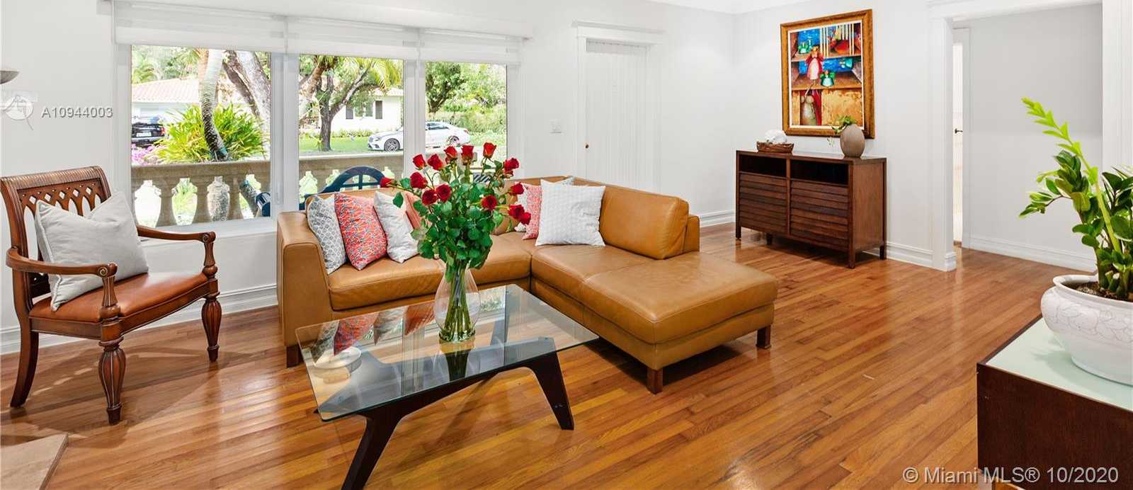 Small Image of 1526 DORADO AVE, Coral Gables Number 23